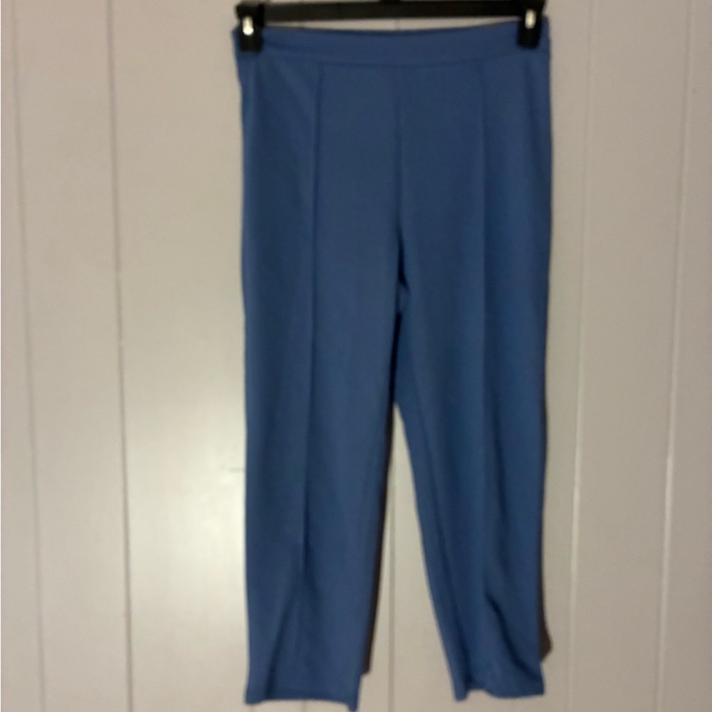 SHEIN Blue Cropped Women's Pants